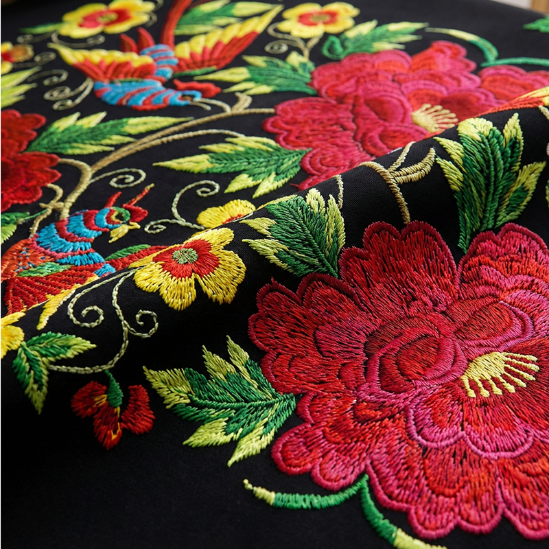 🔥New Year's Special Offer:50% OFF🎉Mexican Floral Tablecloth with Scalloped Edge🏵️